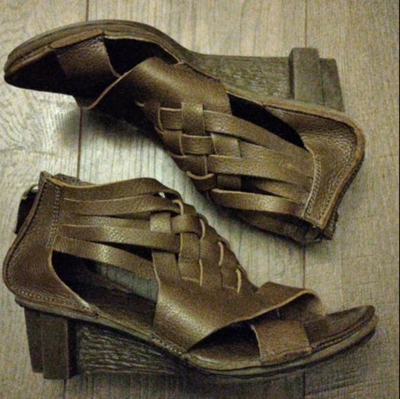 Trippen Strappy Sandals - Picture 1 of 8